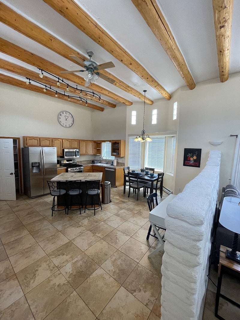 Furnished Finder property 528256_1 photo 5