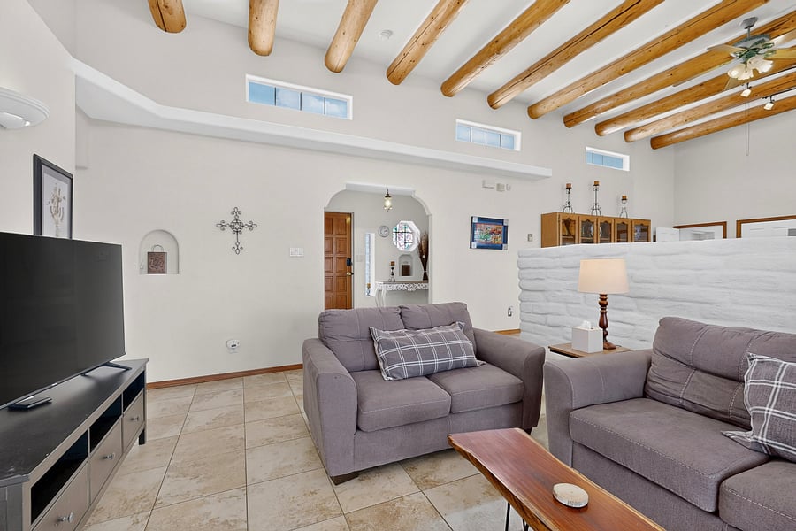 Furnished Finder property 528256_1 photo 6
