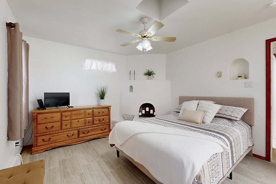 Furnished Finder property 528256_1 photo 12