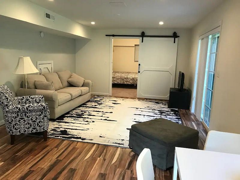 Furnished Finder property 528299_1 photo 19