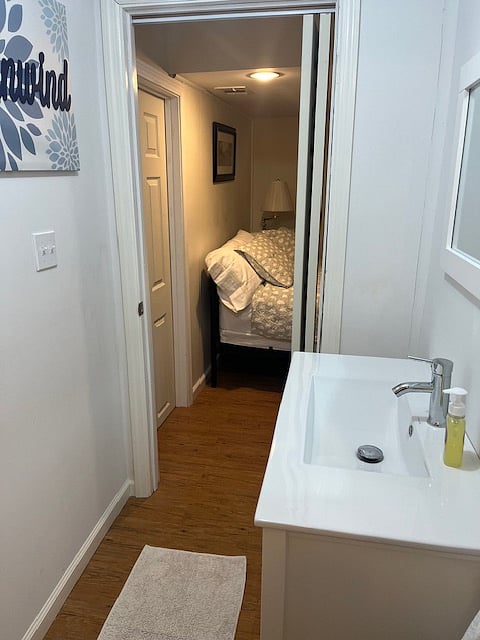 Furnished Finder property 528299_2 photo 8