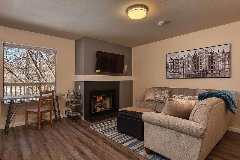 Furnished Finder property 528420_1 photo 8