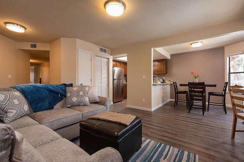 Furnished Finder property 528420_1 photo 10