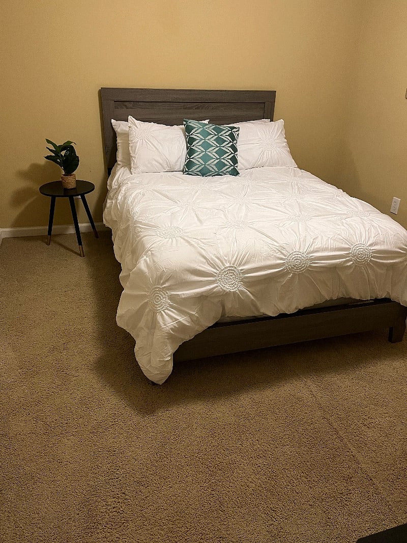Furnished Finder property 528464_1 photo 1