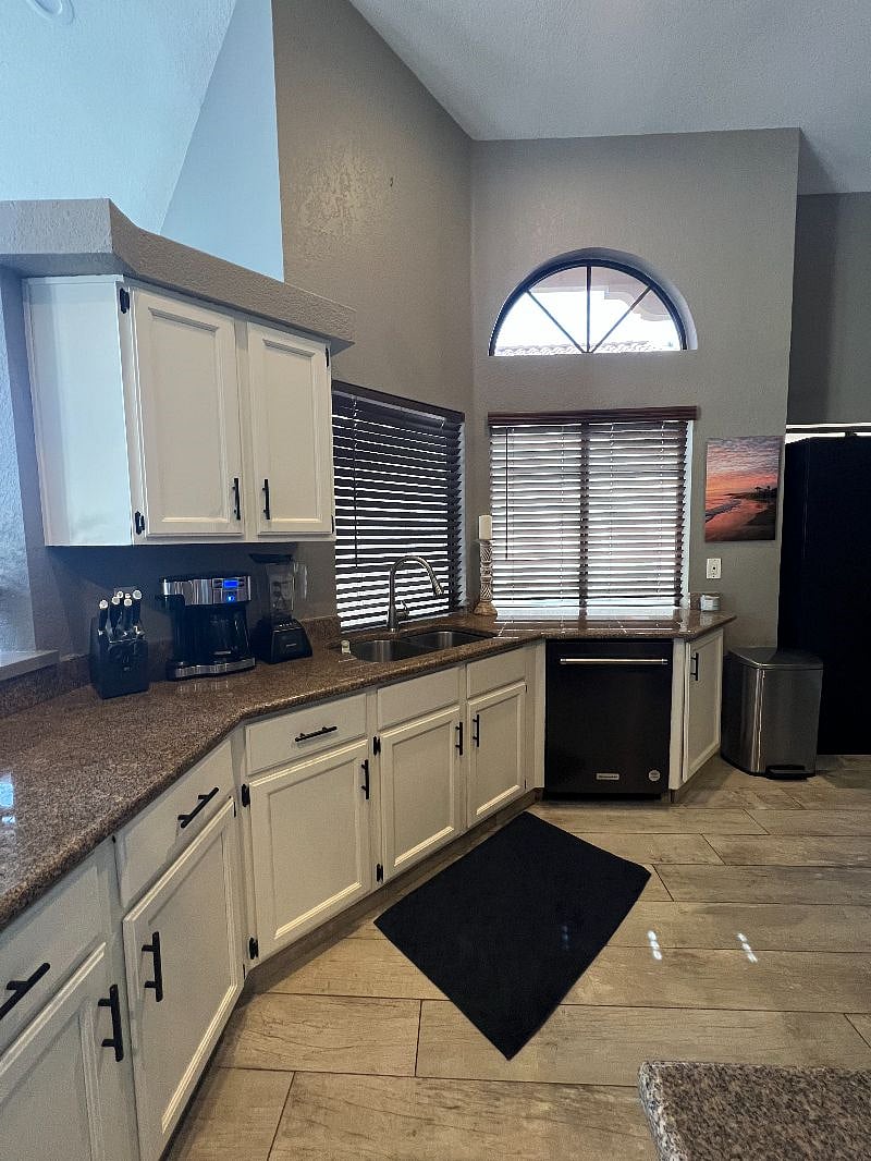 Furnished Finder property 528474_1 photo 10