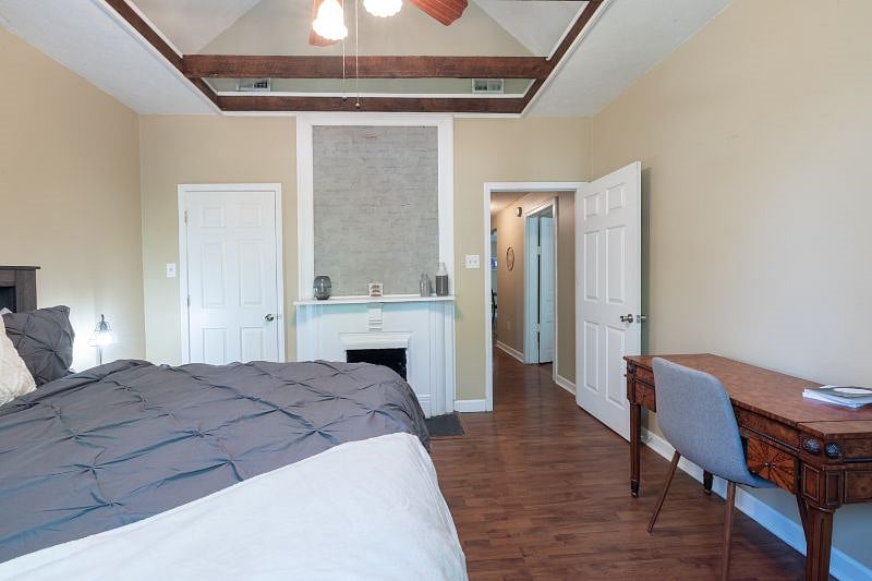 Furnished Finder property 528486_1 photo 3