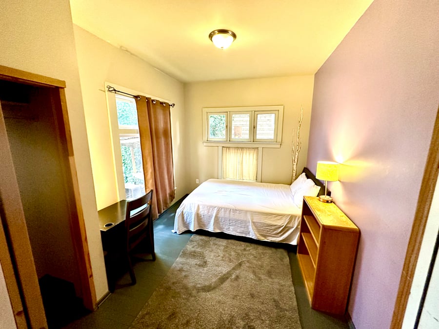 Furnished Finder property 528519_1 photo 25