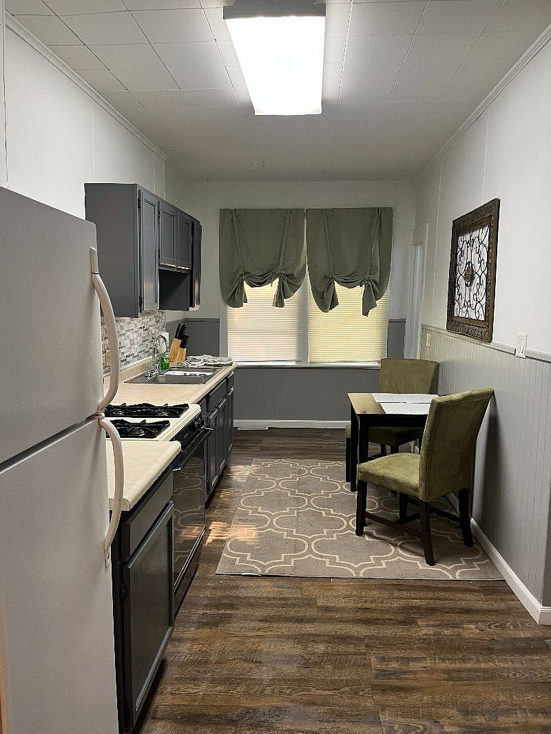 Furnished Finder property 528522_1 photo 12