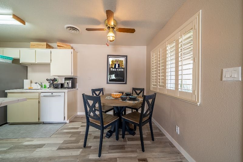 Furnished Finder property 528534_1 photo 13