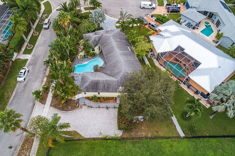 Furnished Finder property 528581_1 photo 2