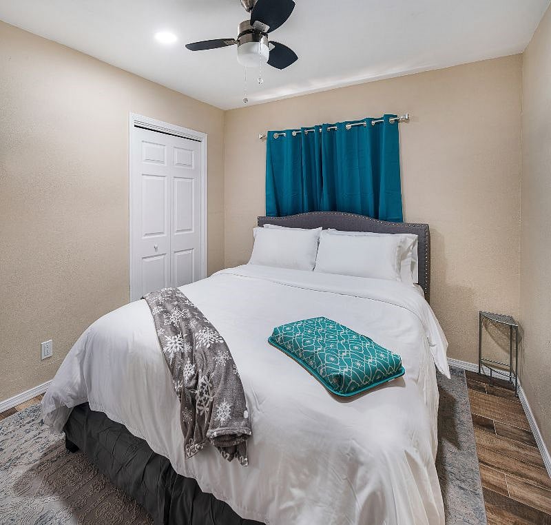Furnished Finder property 528595_1 photo 3