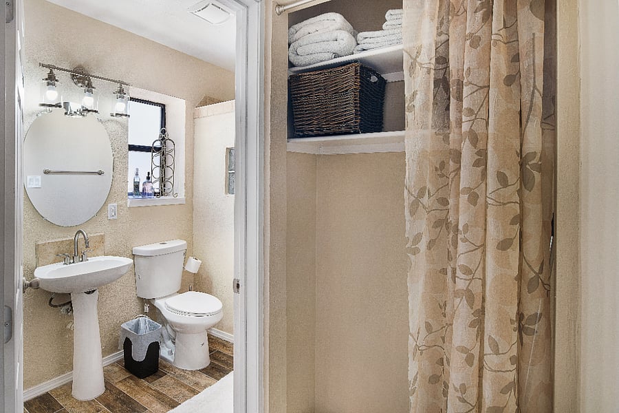 Furnished Finder property 528595_1 photo 17