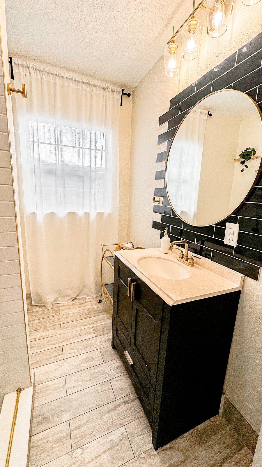 Furnished Finder property 528602_1 photo 19