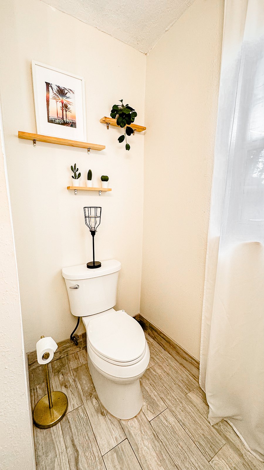 Furnished Finder property 528602_1 photo 21
