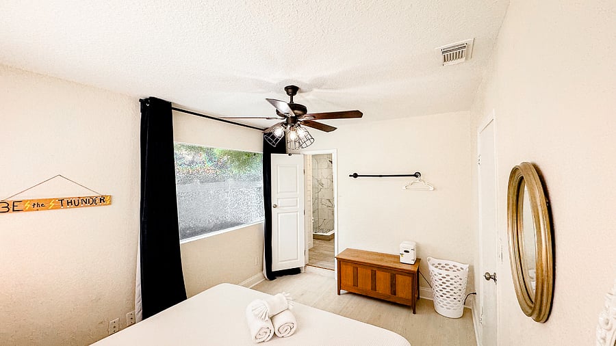 Furnished Finder property 528602_1 photo 26