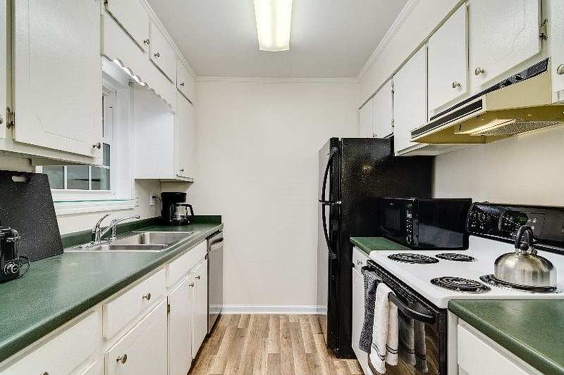 Furnished Finder property 528627_1 photo 11