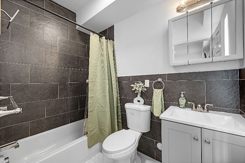 Furnished Finder property 528671_1 photo 17