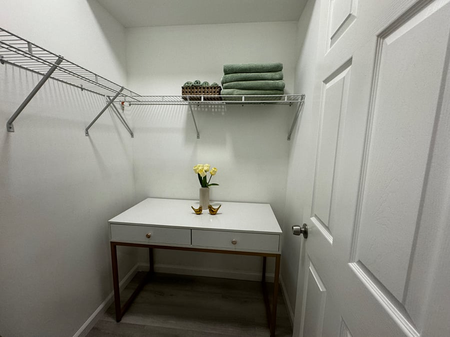 Furnished Finder property 528671_1 photo 16