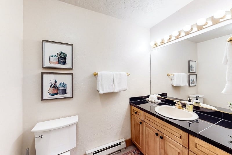 Secondary bathroom