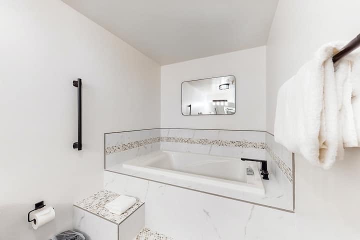 Primary bath soaking tub