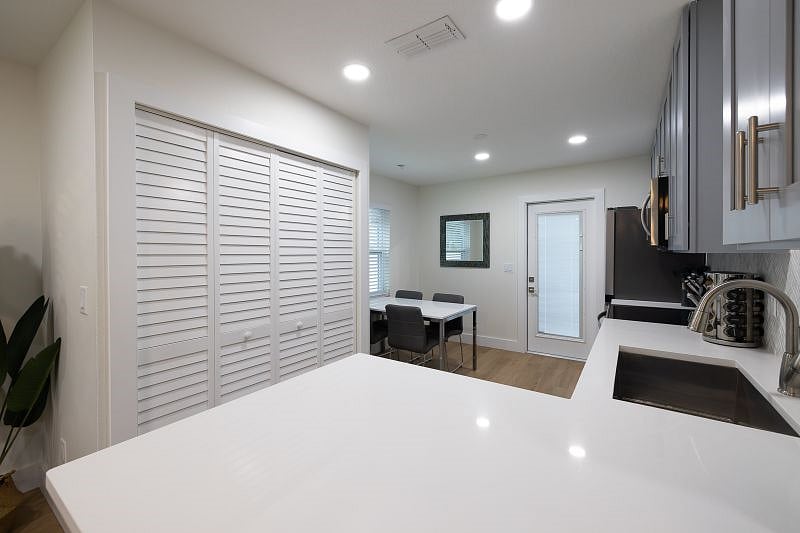 Furnished Finder property 528743_1 photo 3