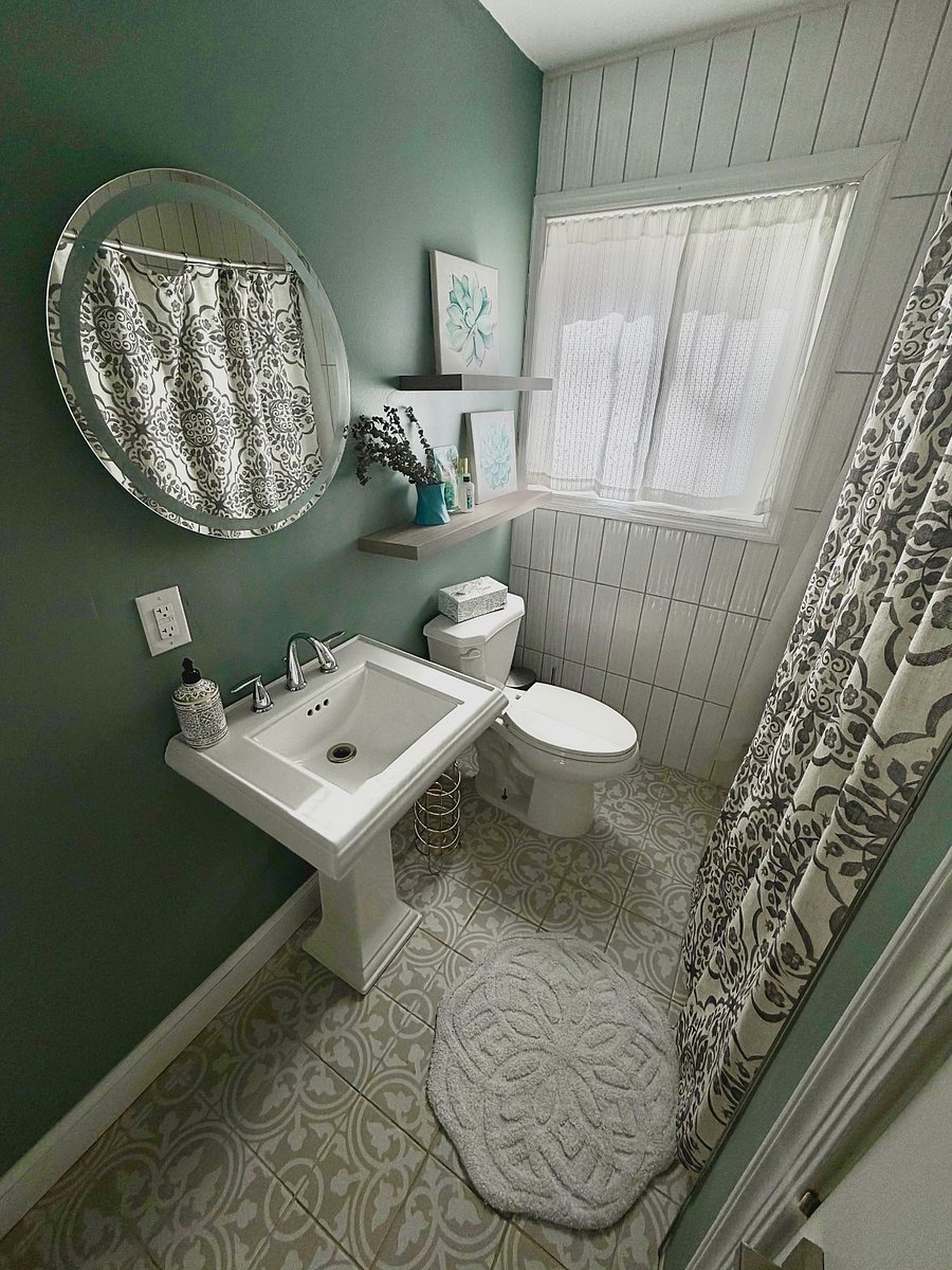 Newly renovated bathroom