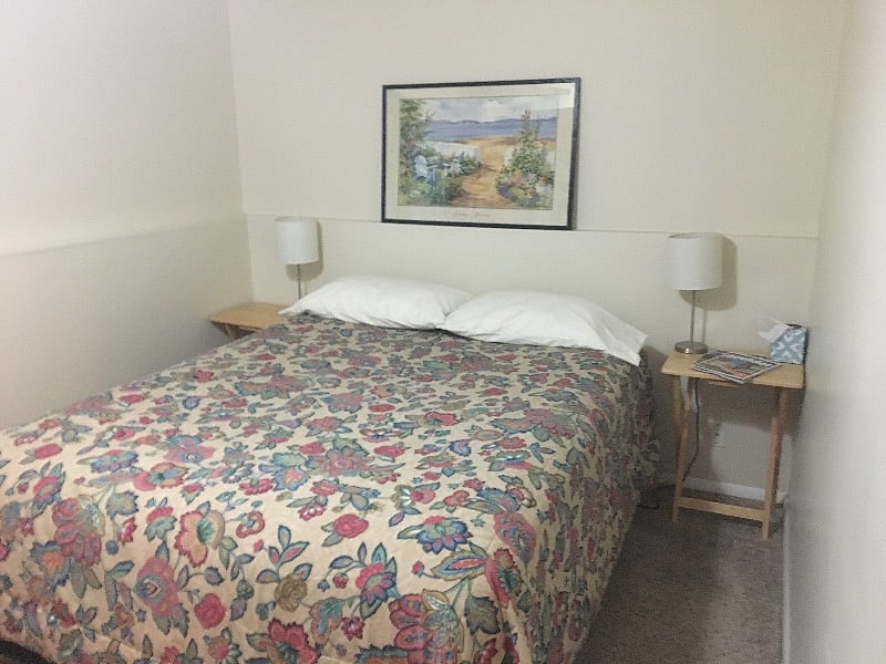 Queen Bedroom