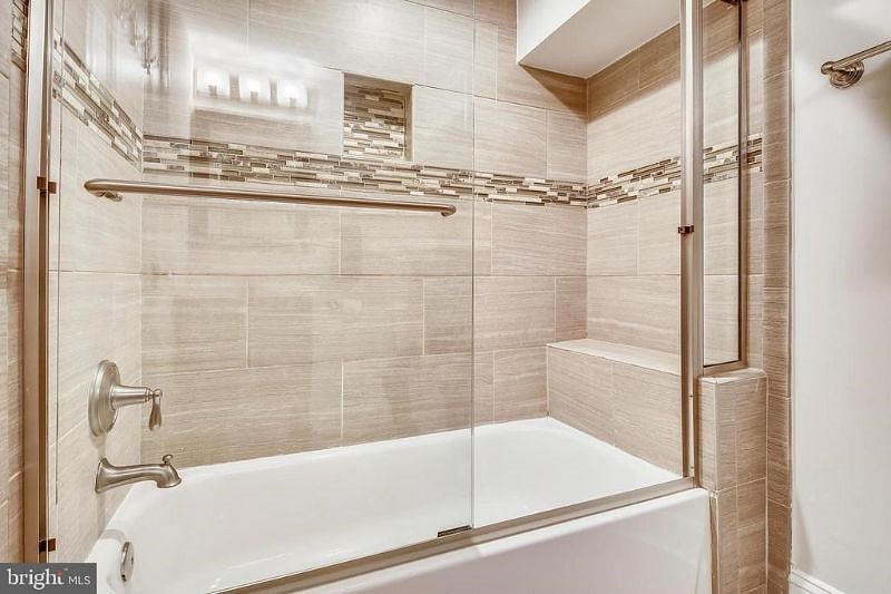 Furnished Finder property 528815_1 photo 6