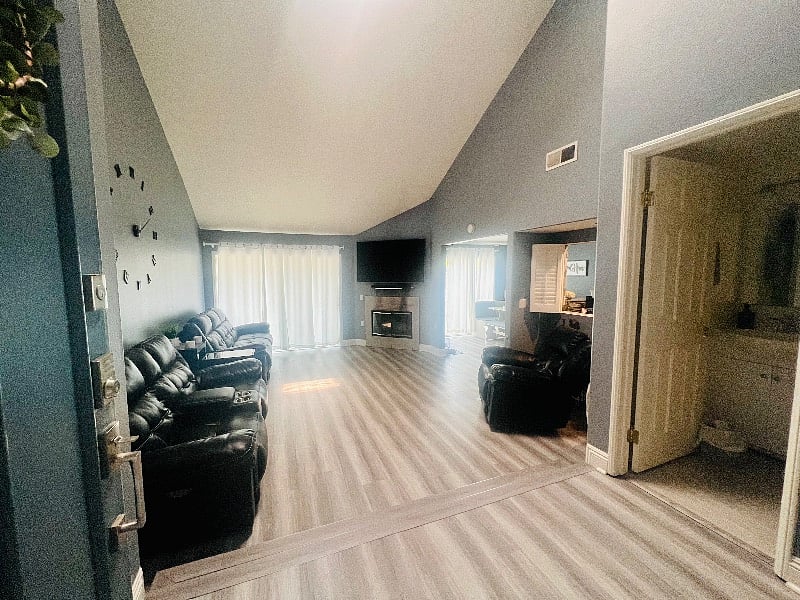 Furnished Finder property 528833_1 photo 3