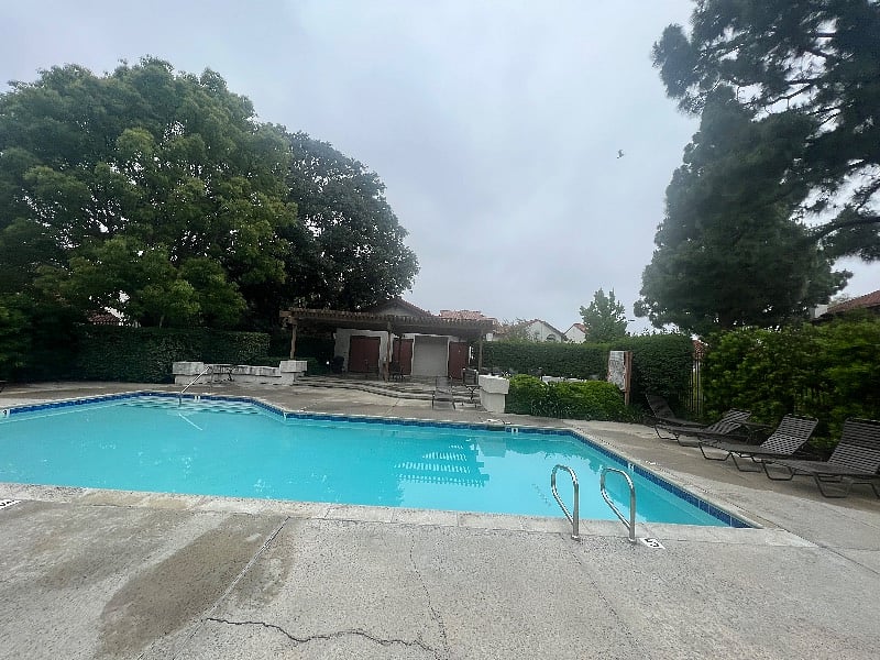 Furnished Finder property 528833_1 photo 14