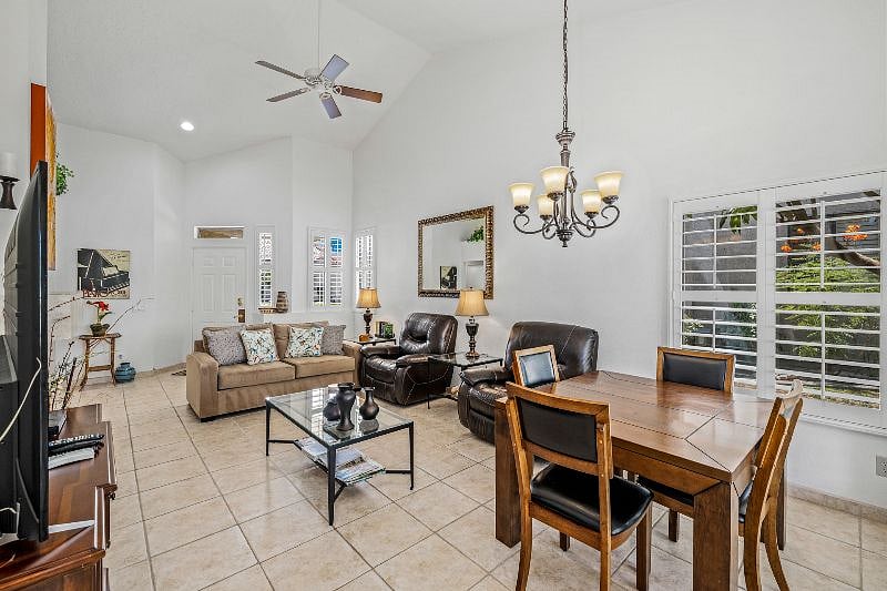 Furnished Finder property 528851_1 photo 3