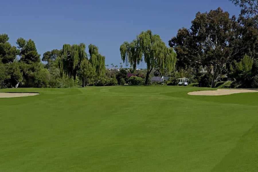 Nearby Golf Course (Copyright of ShoreCliffsGolfClub)