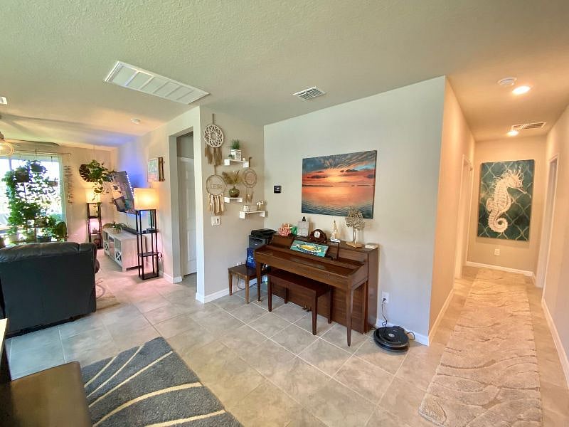 Furnished Finder property 528867_1 photo 12