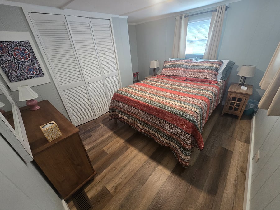 Luxury queen size bed