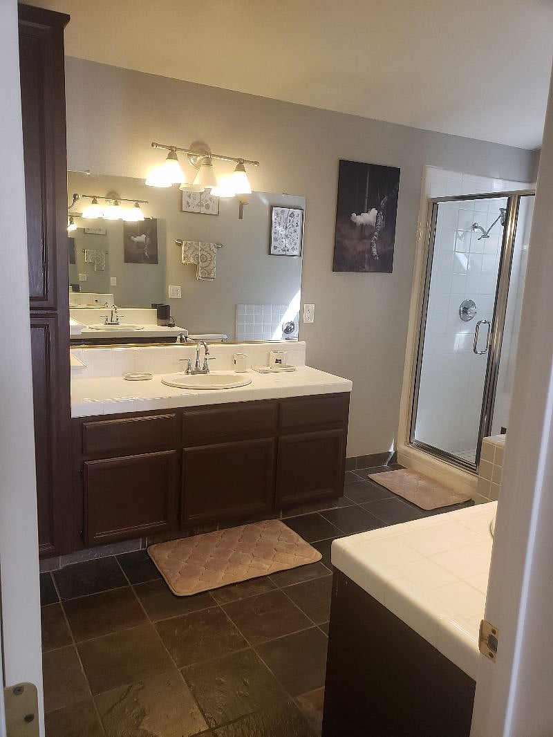 Furnished Finder property 528876_1 photo 17