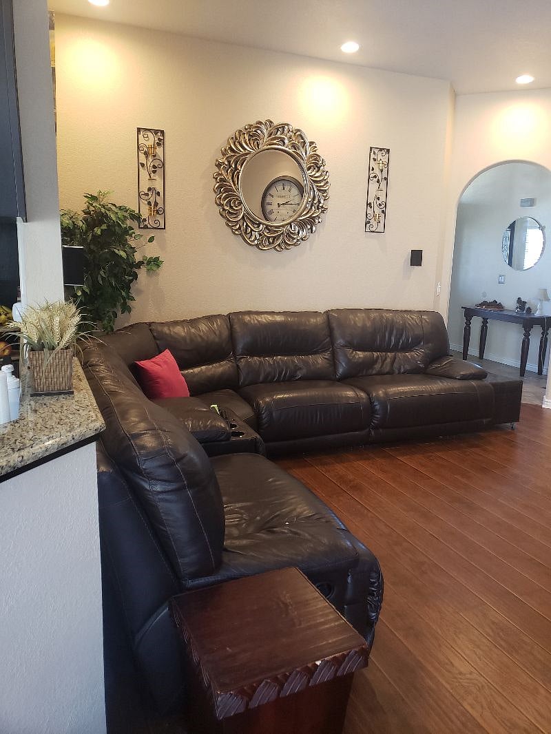 Furnished Finder property 528876_1 photo 27