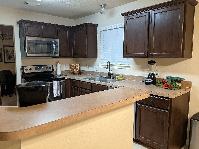 Furnished Finder property 528938_1 photo 3