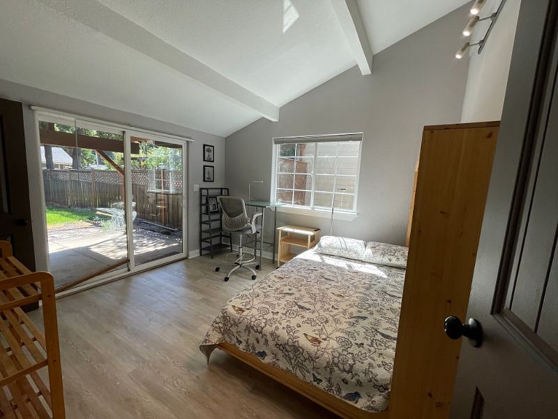 Office/Guest Bedroom