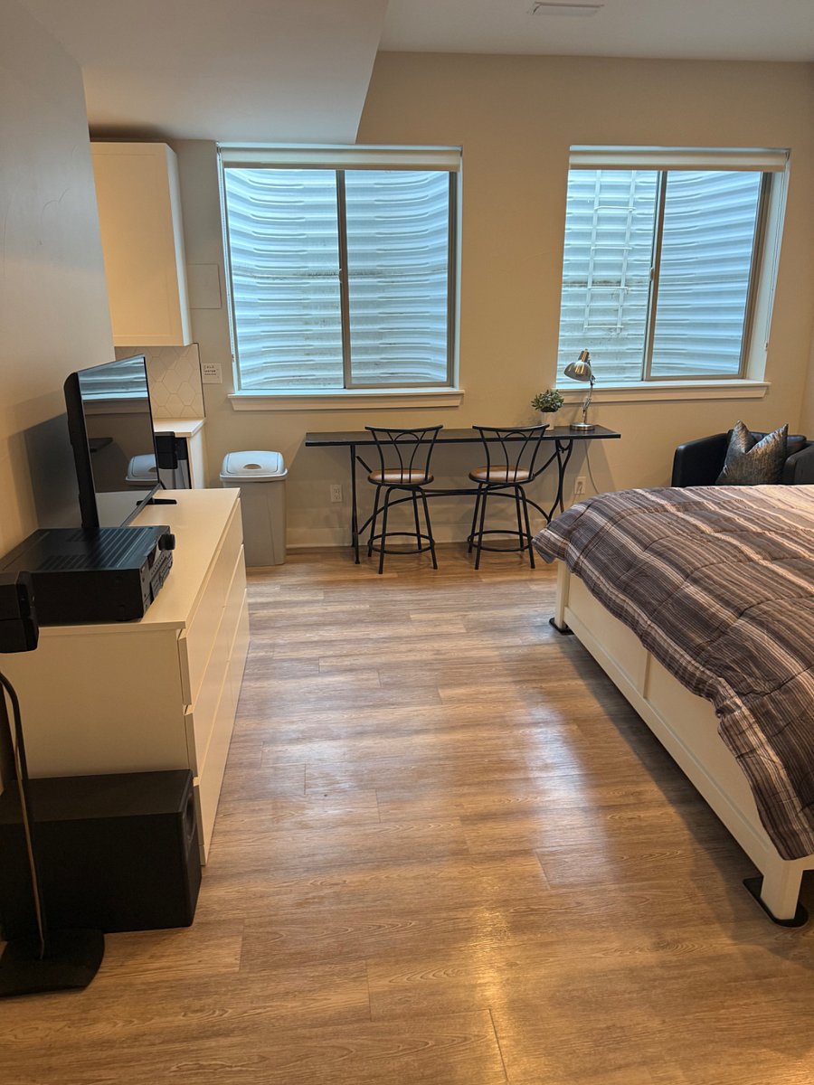 Furnished Finder property 529052_1 photo 8
