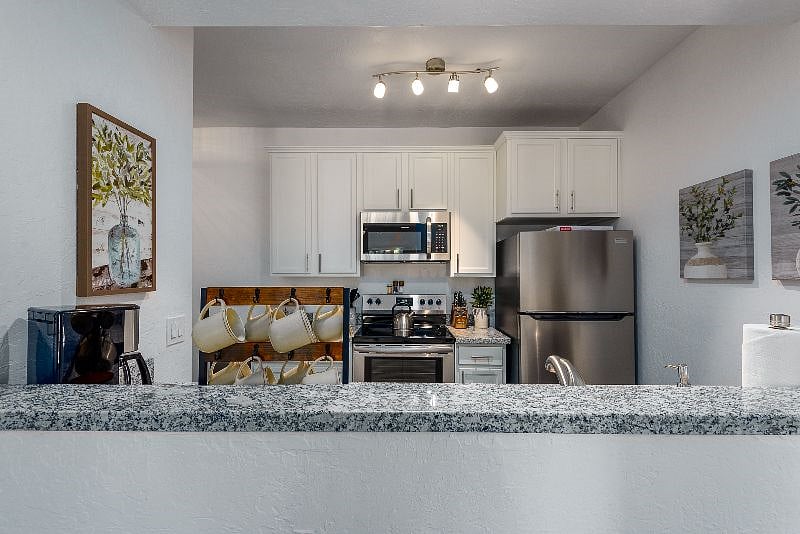 Furnished Finder property 529057_1 photo 13