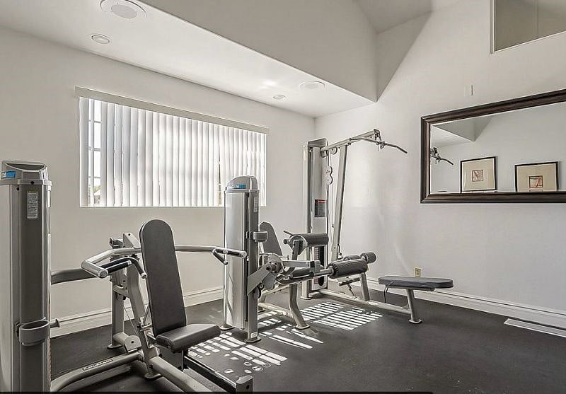 Furnished Finder property 529057_1 photo 22