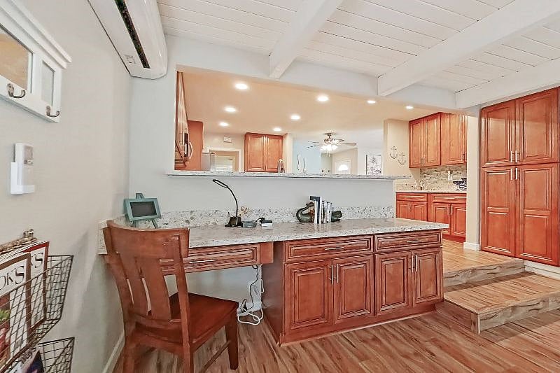 Furnished Finder property 529062_1 photo 3