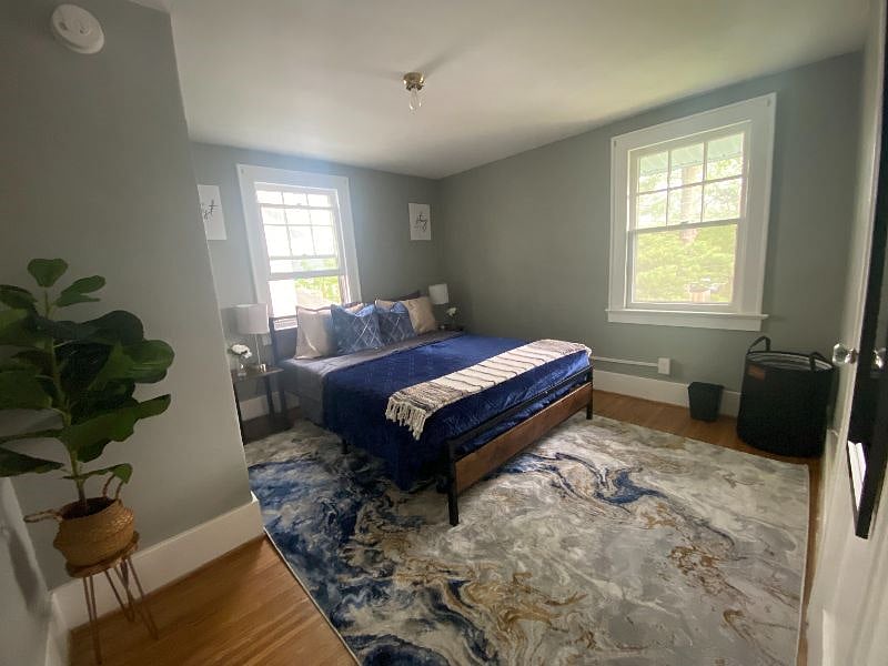 Bedroom #2-Queen size. Memory foam mattress