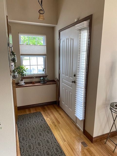 Furnished Finder property 529234_1 photo 3