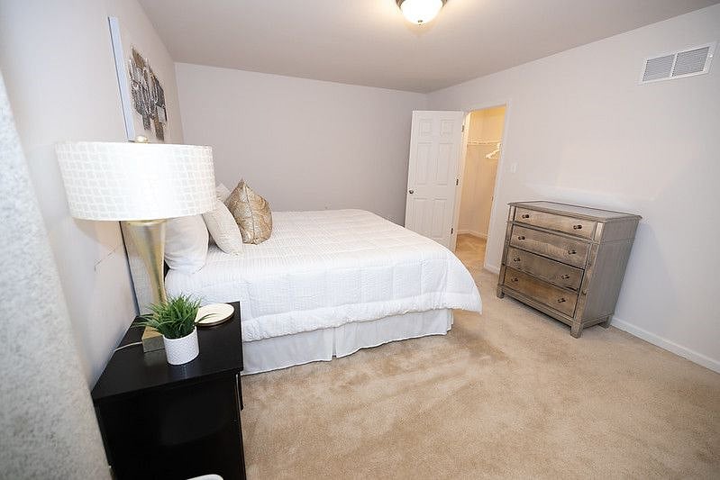 Furnished Finder property 529256_2 photo 3