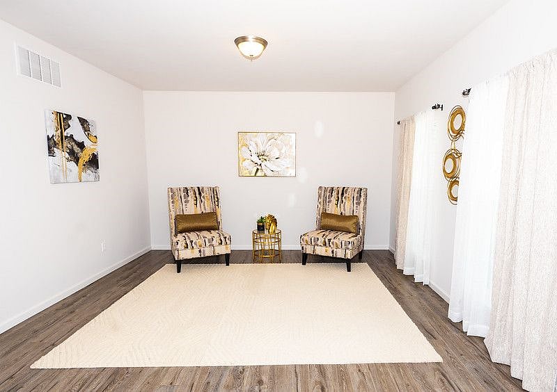 Furnished Finder property 529256_2 photo 9