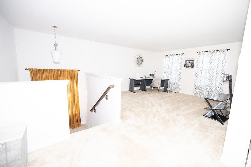 Furnished Finder property 529256_3 photo 7