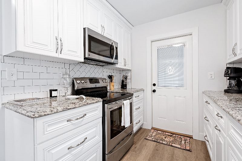 Furnished Finder property 529262_1 photo 13