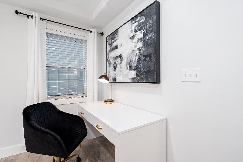 Furnished Finder property 529262_1 photo 11