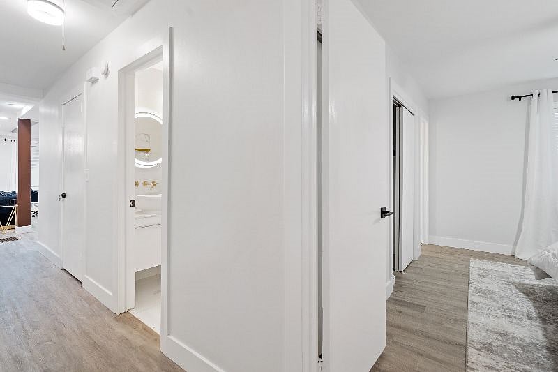 Furnished Finder property 529262_1 photo 24